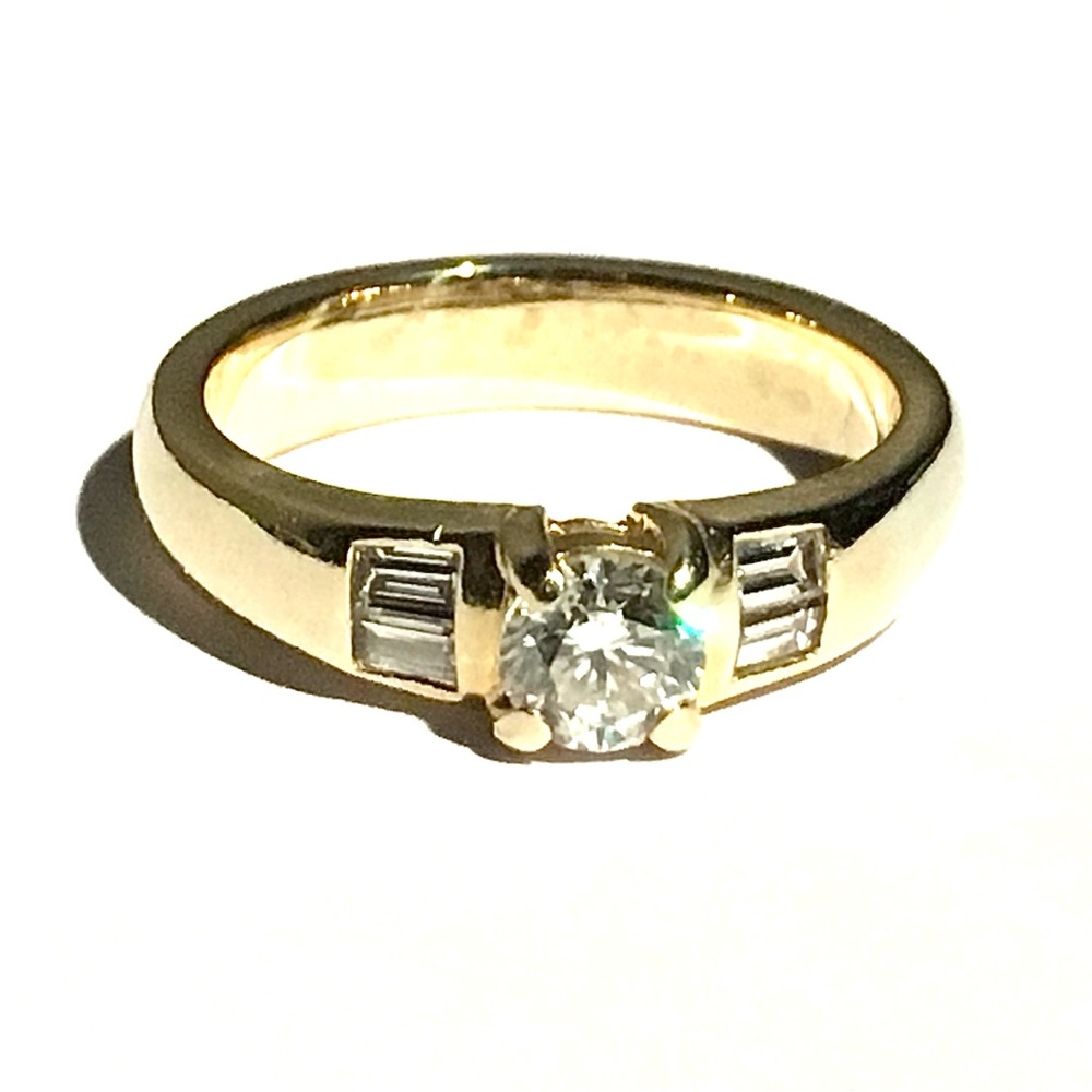 Seidengang 18K Solid Yellow Gold Diamond Vintage Designer Ring